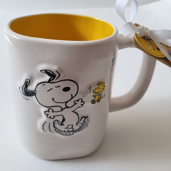 Rae dunn Peanuts BEST FRIENDS mug - Picture 2 of 3